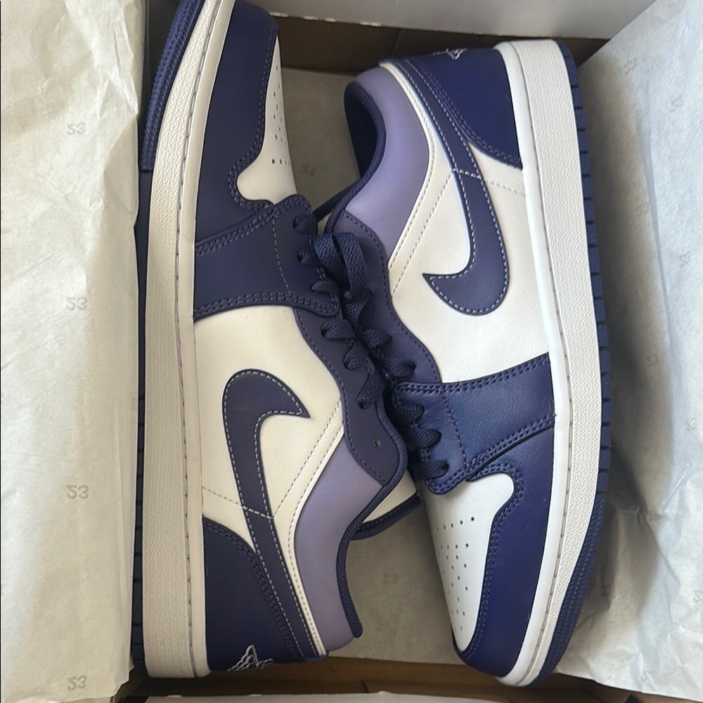 Nike Men's Purple Nike Air Low Jordans